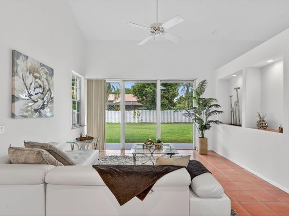 1080 Spyglass, Weston FL 33326