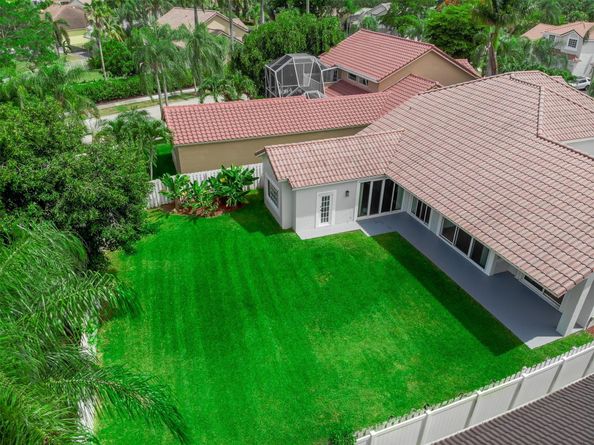 1080 Spyglass, Weston FL 33326