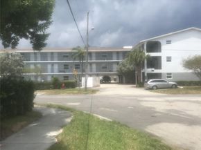 1021 NE 24th Ave 14, Pompano Beach FL 33062