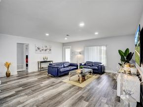 1250 SW 59th Ter, Plantation FL 33317