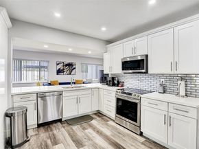 1250 SW 59th Ter, Plantation FL 33317