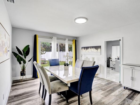 1250 SW 59th Ter, Plantation FL 33317