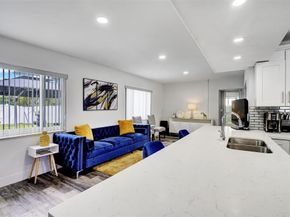 1250 SW 59th Ter, Plantation FL 33317