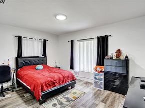 1250 SW 59th Ter, Plantation FL 33317