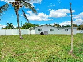 1250 SW 59th Ter, Plantation FL 33317
