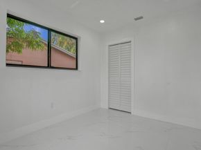 2301 Alcazar Dr, Miramar FL 33023