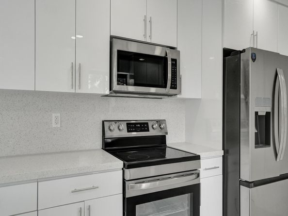 2301 Alcazar Dr, Miramar FL 33023