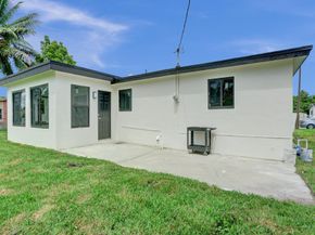 2301 Alcazar Dr, Miramar FL 33023