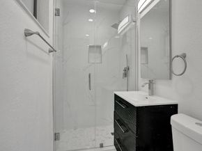 2301 Alcazar Dr, Miramar FL 33023