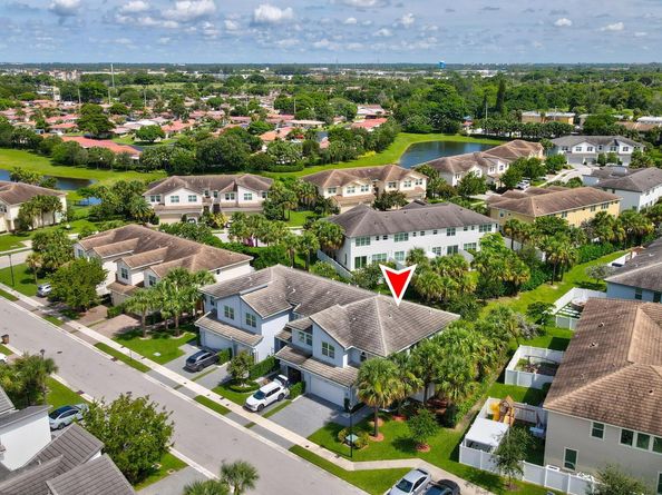 1041 Rio Court, Deerfield Beach FL 33064