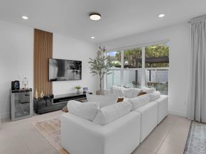 1041 Rio Court, Deerfield Beach FL 33064