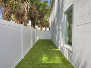 1041 Rio Court, Deerfield Beach FL 33064