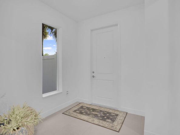 1041 Rio Court, Deerfield Beach FL 33064