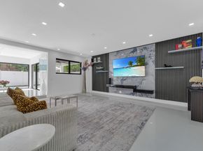 2724 N Ocean Boulevard, Fort Lauderdale FL 33308