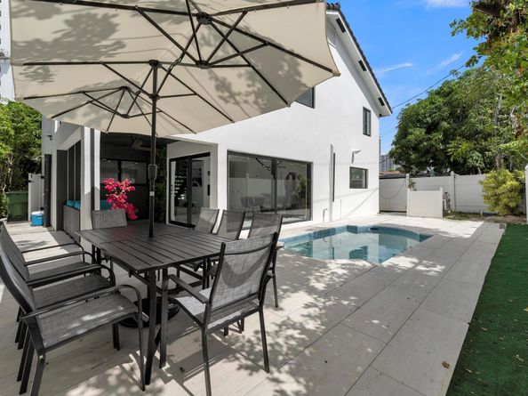 2724 N Ocean Boulevard, Fort Lauderdale FL 33308