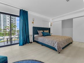 2724 N Ocean Boulevard, Fort Lauderdale FL 33308