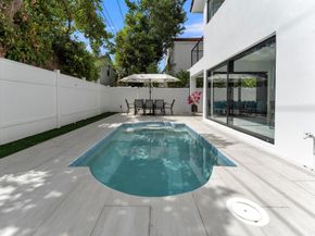 2724 N Ocean Boulevard, Fort Lauderdale FL 33308