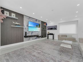 2724 N Ocean Boulevard, Fort Lauderdale FL 33308