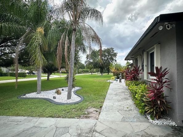 4880 SW 186th Ave, Southwest Ranches FL 33332