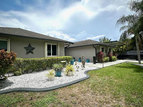 4880 SW 186th Ave, Southwest Ranches FL 33332