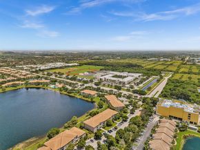 5011 Wiles Road 206, Coconut Creek FL 33073