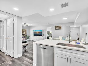 5011 Wiles Road 206, Coconut Creek FL 33073