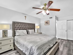 5011 Wiles Road 206, Coconut Creek FL 33073