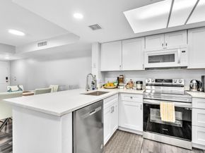 5011 Wiles Road 206, Coconut Creek FL 33073