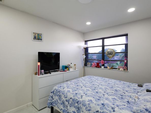 12233 SW 24th Terrace 35, Miami FL 33175