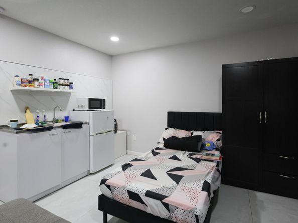 12233 SW 24th Terrace 35, Miami FL 33175