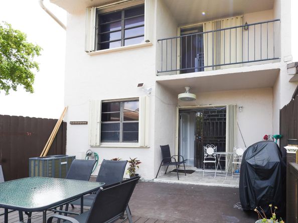 12233 SW 24th Terrace 35, Miami FL 33175
