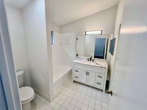 Undisclosed Address #FX-10516414, Miami FL 33177