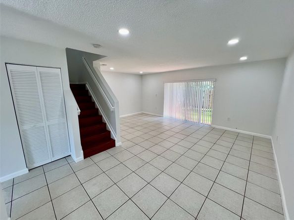 Undisclosed Address #FX-10516414, Miami FL 33177