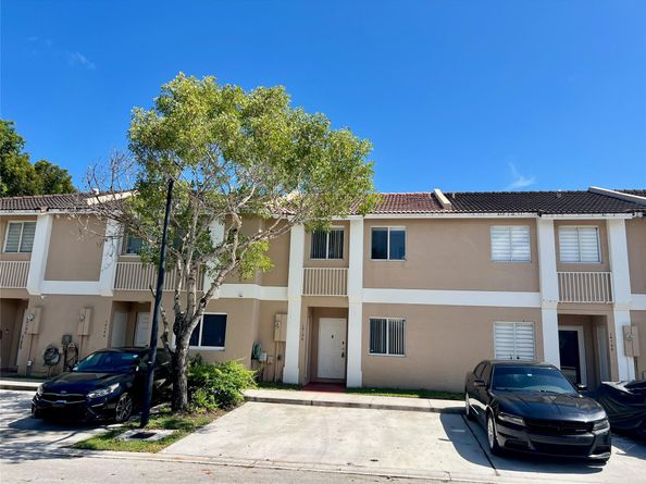 Undisclosed Address #FX-10516414, Miami FL 33177