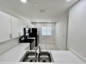 Undisclosed Address #FX-10516414, Miami FL 33177