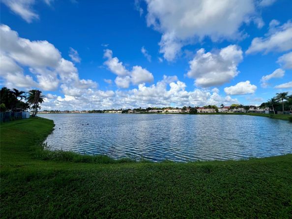 Undisclosed Address #FX-10516414, Miami FL 33177