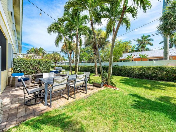 160 Barefoot Cove, Hypoluxo FL 33462