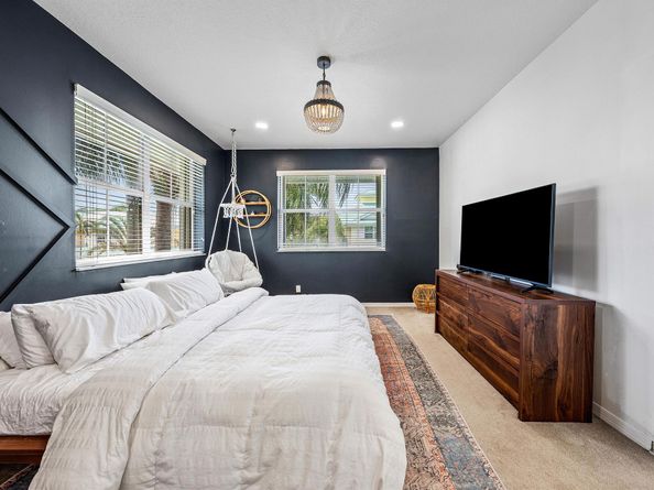 160 Barefoot Cove, Hypoluxo FL 33462