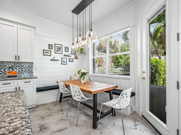 160 Barefoot Cove, Hypoluxo FL 33462