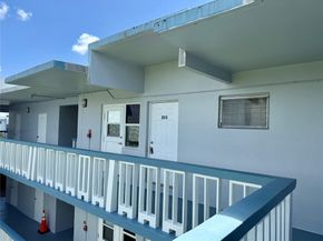 2300 Park Ln 311, Hollywood FL 33021