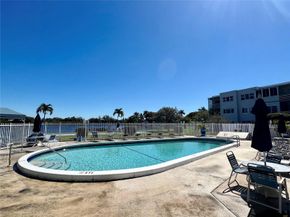 2300 Park Ln 311, Hollywood FL 33021