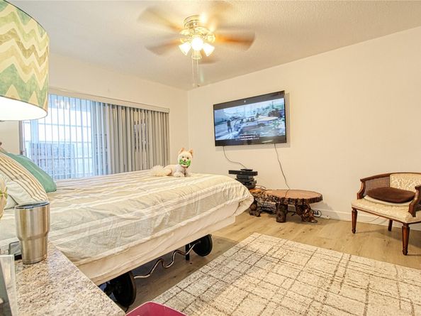 2300 Park Ln 311, Hollywood FL 33021
