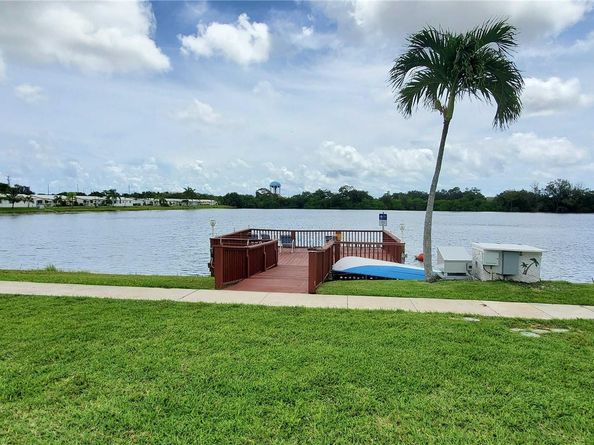 2300 Park Ln 311, Hollywood FL 33021