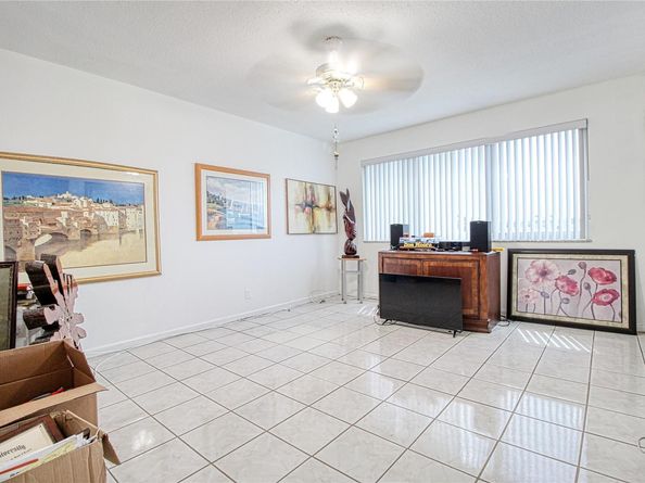 2300 Park Ln 311, Hollywood FL 33021