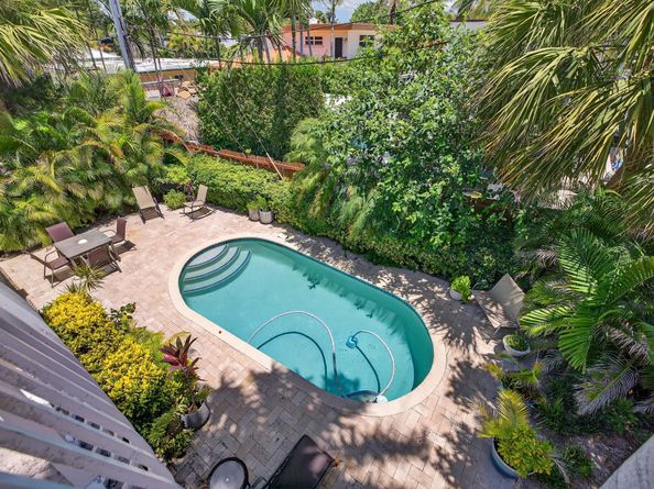 3325 NE 14th Ct, Fort Lauderdale FL 33304