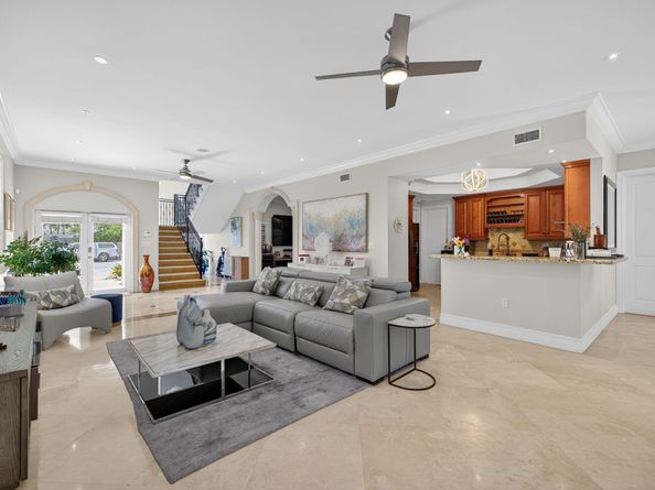 3325 NE 14th Ct, Fort Lauderdale FL 33304
