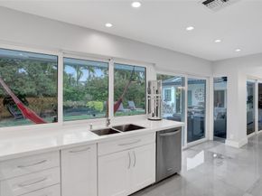 2051 NE 59th Ct, Fort Lauderdale FL 33308