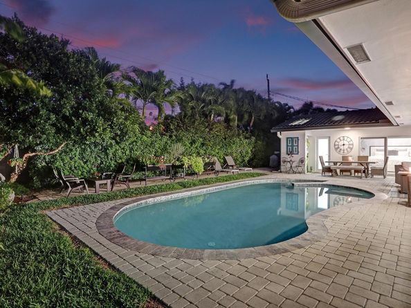2051 NE 59th Ct, Fort Lauderdale FL 33308