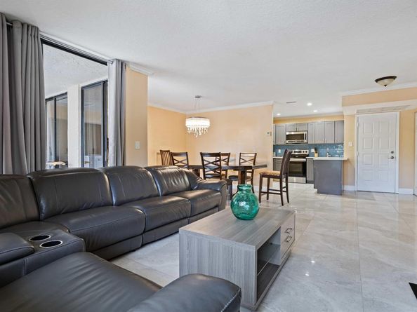 4156 Carambola Cir S 2154, Coconut Creek FL 33066