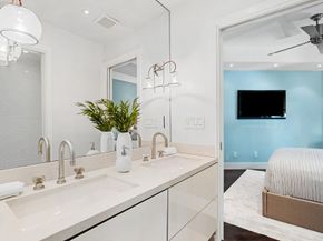 49 Fiesta Way, Fort Lauderdale FL 33301